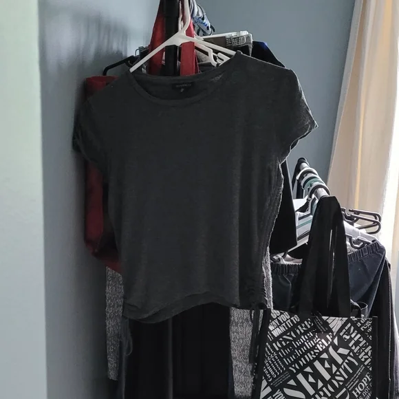 Dynamite T-shirt - Picture 2 of 5